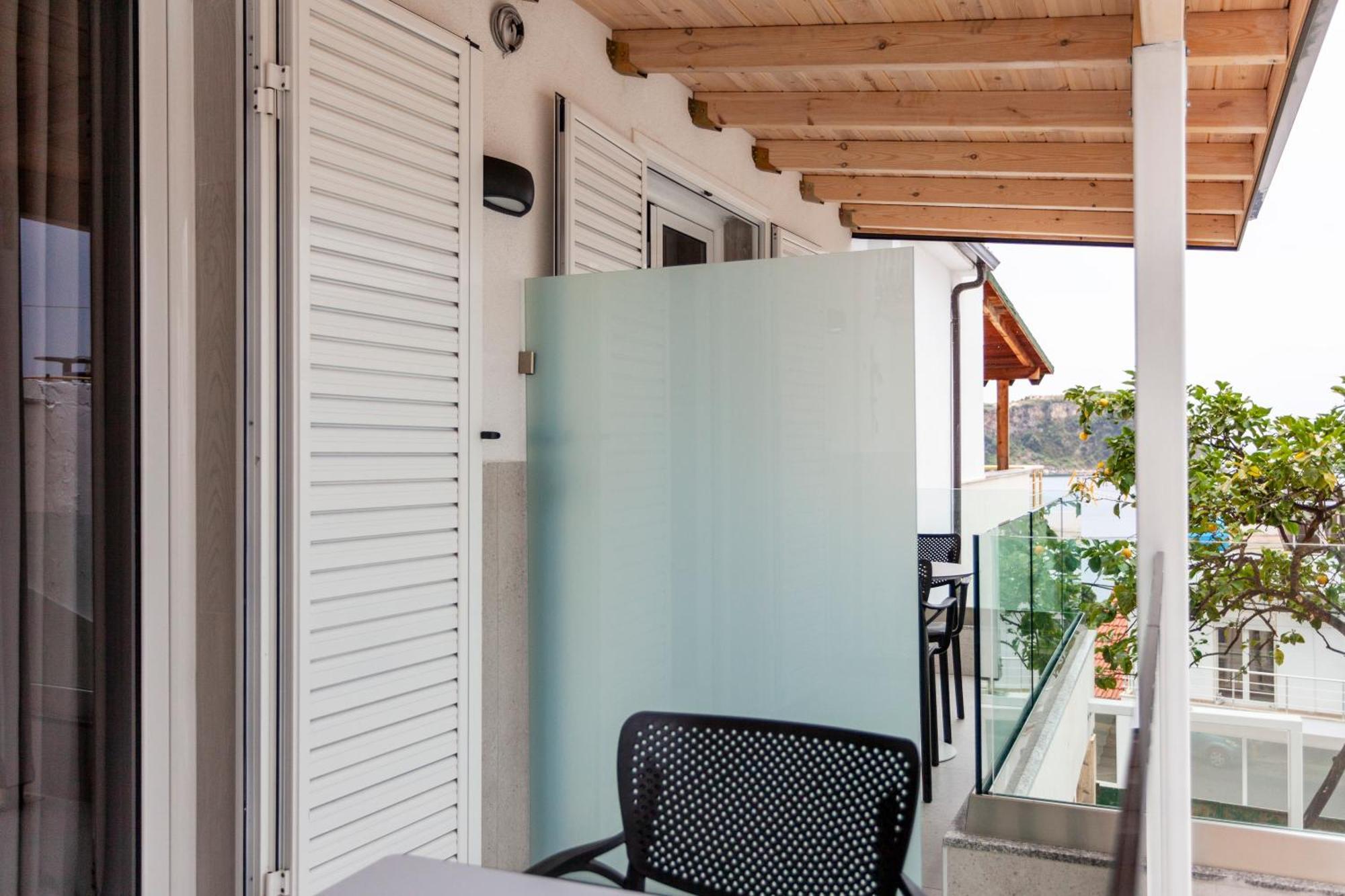 Ionio Rooms Himarë Exteriér fotografie